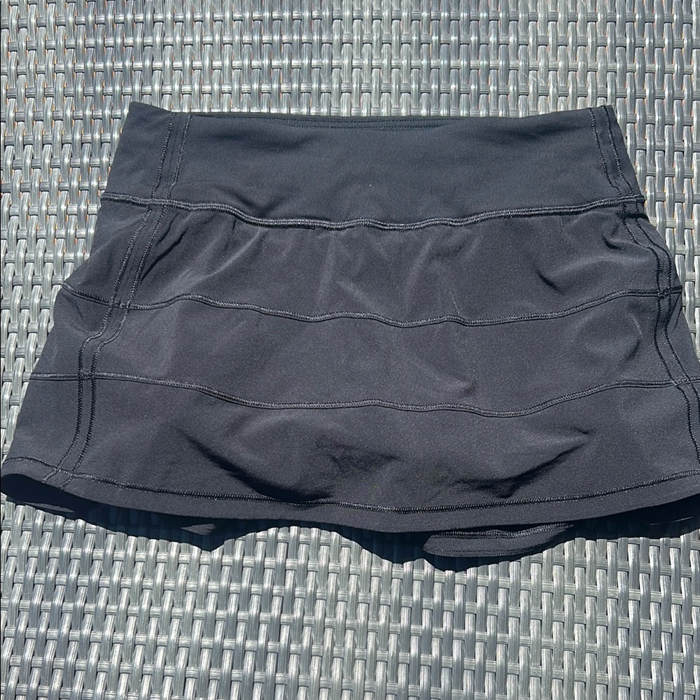 Lululemon Athletica Black Skorts Sleek Performance Design